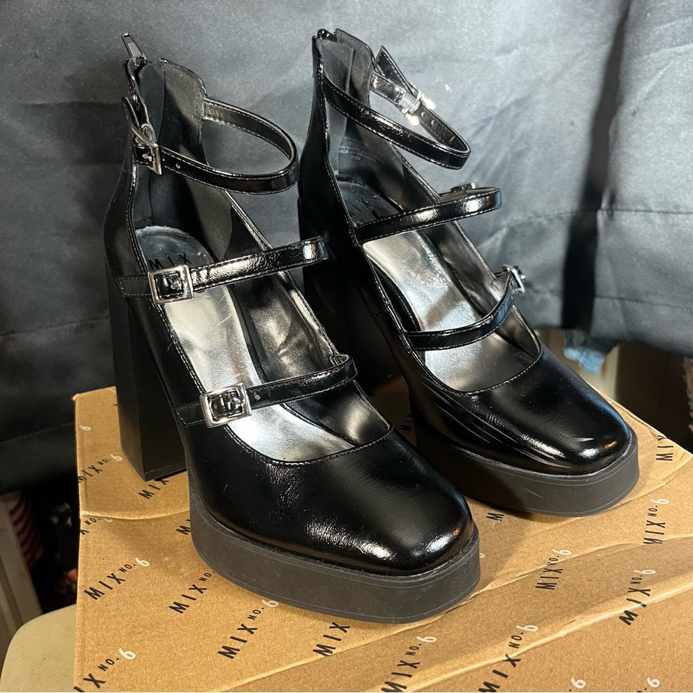 Women’s Mix No.6 Black Strappy  5” Platform Heel Shoes